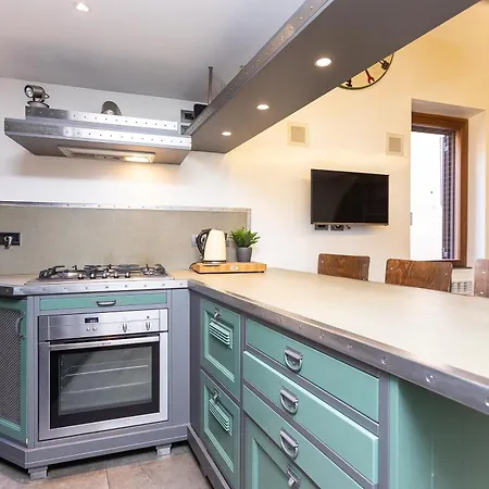 Mou Trastevere House By In アパート ローマ